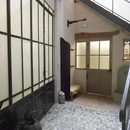 Loft Centre-ville Parking, Clim, Wifi Feriehus