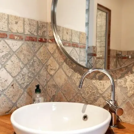 Loft Centre-ville Parking, Clim, Wifi Feriehus Carcassonne