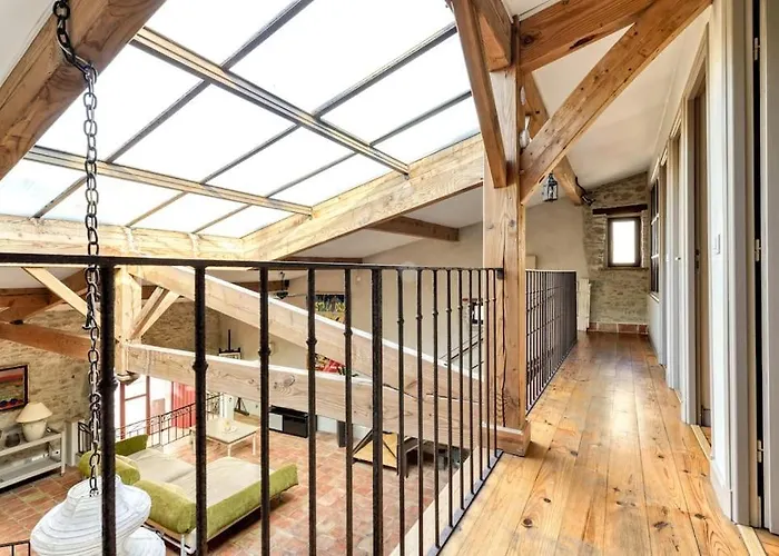 Loft Centre-ville Parking, Clim, Wifi *