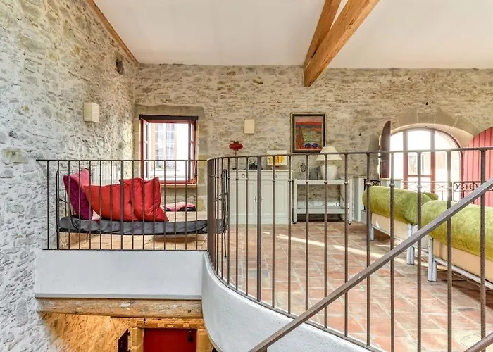 Loft Centre-ville Parking, Clim, Wifi *