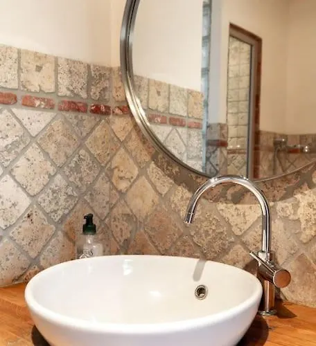 Loft Centre-ville Parking, Clim, Wifi Dom wakacyjny Carcassonne