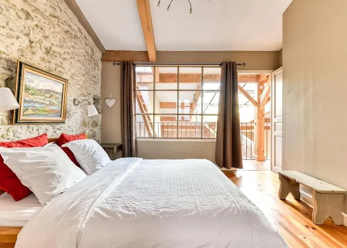 Loft Centre-ville Parking, Clim, Wifi Dom wakacyjny *